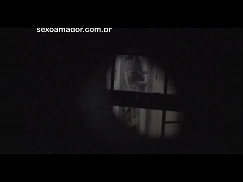 ❤️ 블론디는 중공 벽돌 뒤에 숨겨진 이웃 뱃사공에 의해 비밀리에 비디오에 녹화됩니다. 포르노 fb 우리 ❌❤